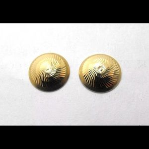 14k yellow gold earring